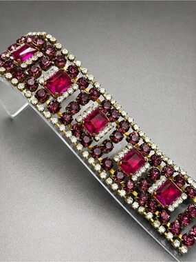 Vintage Bijoux MG Purple and Pink Czech Bracelet It Glows